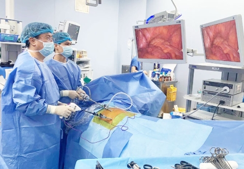 Các bước tiến hành phẫu thuật nội soi thu nhỏ dạ dày